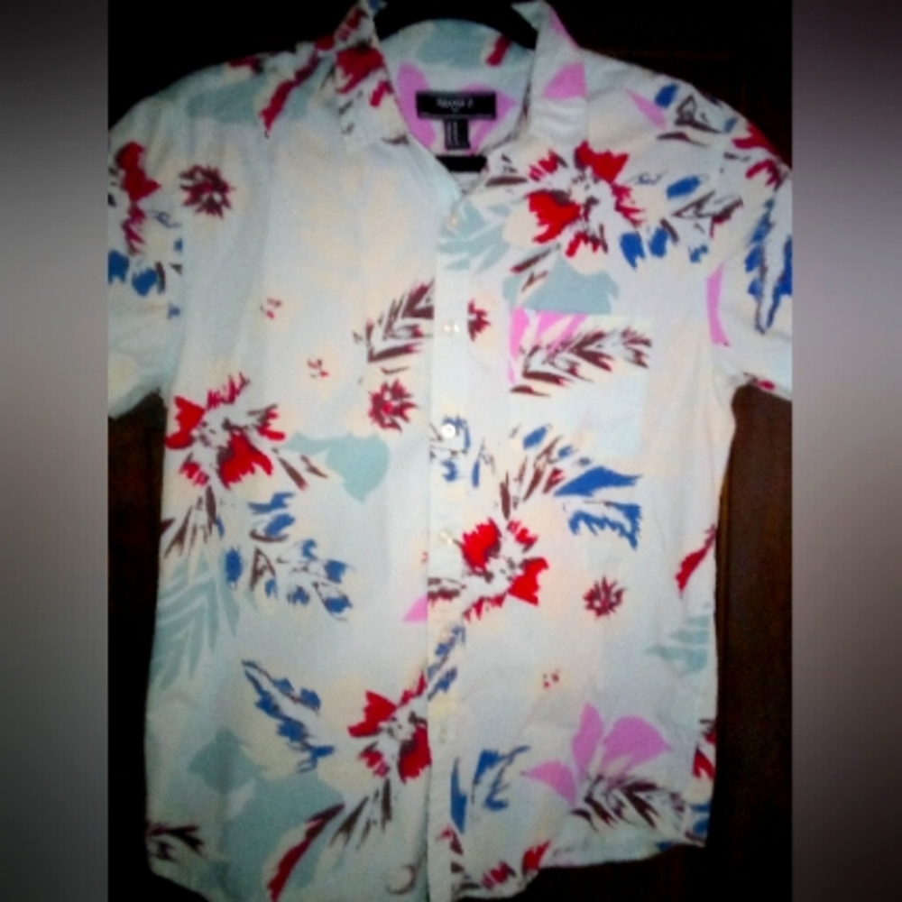 Men's Short sleeve button down shirt